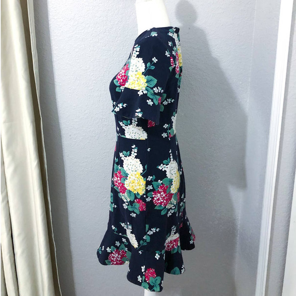 Draper James Hydrangea Row Floral Peplum Knit Ruffle Dress Size Small - Picture 4 of 8